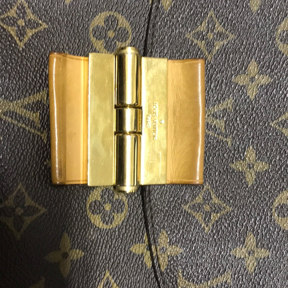 Louise Vuitton olympe bag